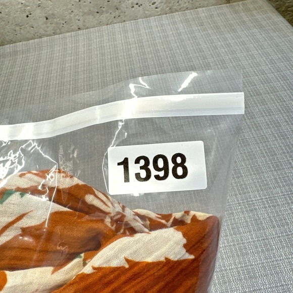 by Anthropologie Pants XL Floral Boho Smocked Waist Gaucho Pants Split Leg Harem - Picture 9 of 9